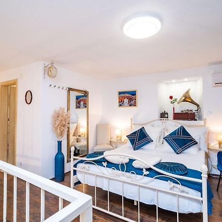 Plaza Royal In The Centre Apartment ดูบรอฟนิก ภายนอก รูปภาพ