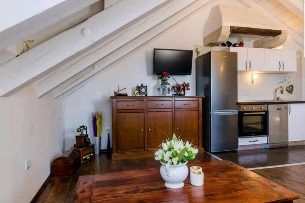Plaza Royal In The Centre Apartment ดูบรอฟนิก ภายนอก รูปภาพ