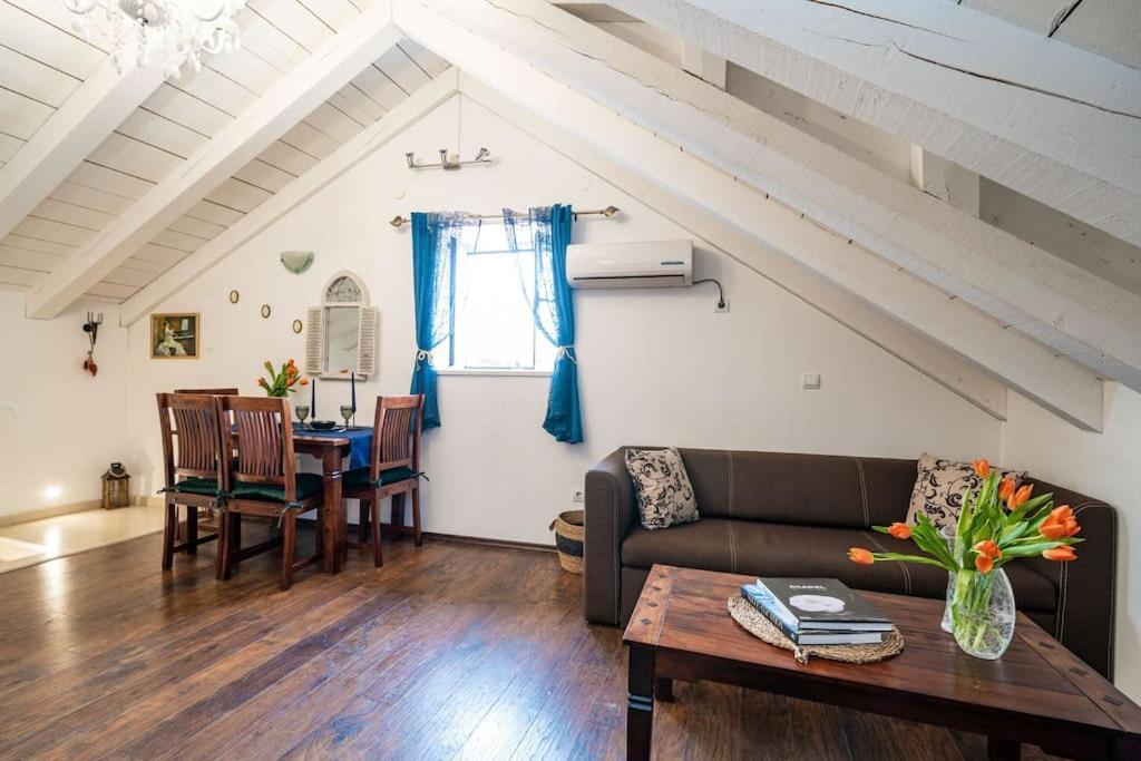 Plaza Royal In The Centre Apartment ดูบรอฟนิก ภายนอก รูปภาพ
